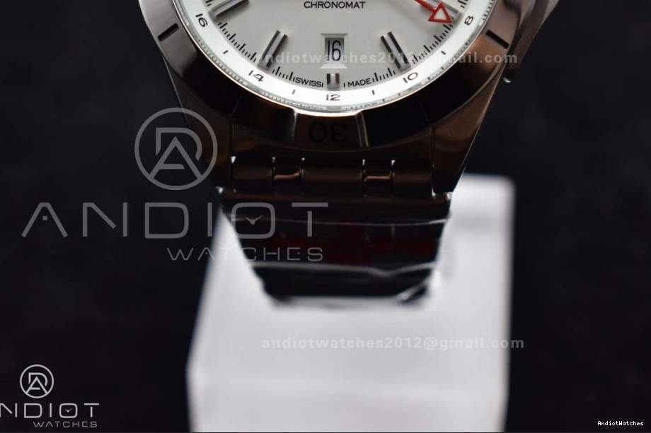 Factory 532 Chronomat Best Automatic BLS On Edition 1:1 A 40mm Breitling GMT White SS Bracelet Dial HighPerformance 0320